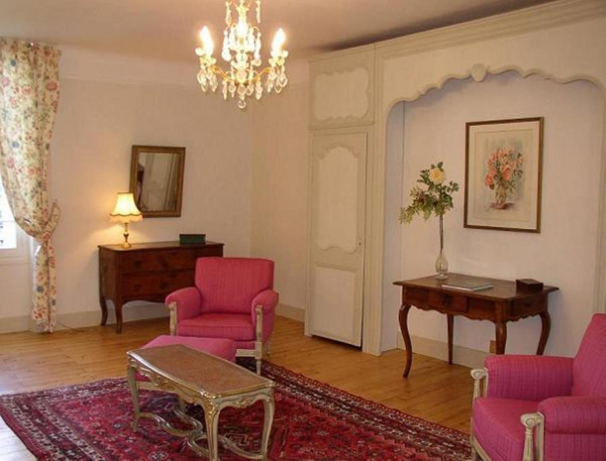 Du Chateau Du Grand Bouchet *