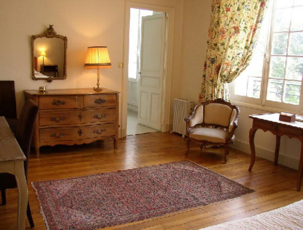 Du Chateau Du Grand Bouchet Apartment